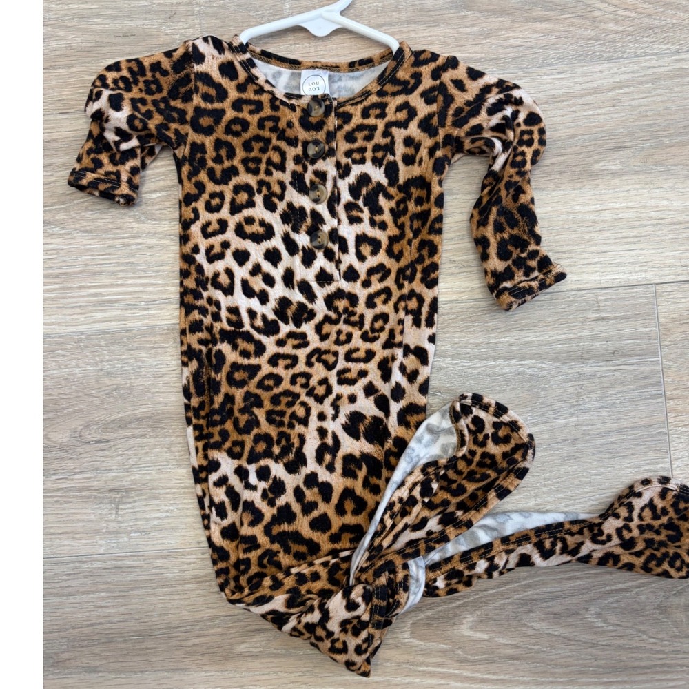 Lou Lou and Company Leopard Print Knotted Gown Newborn Henley Sleeper Brown